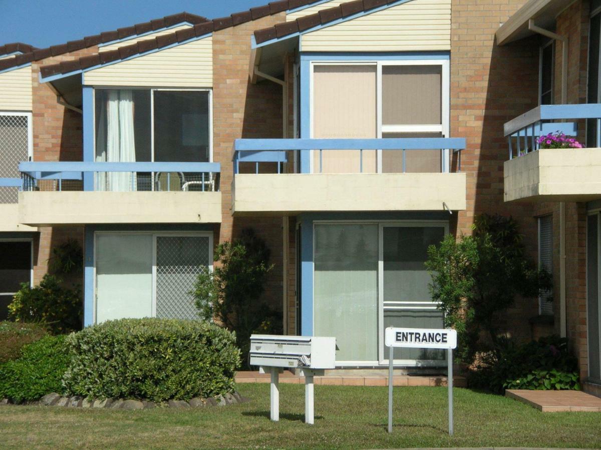 Fairholme 5 Apartment Tuncurry Bagian luar foto